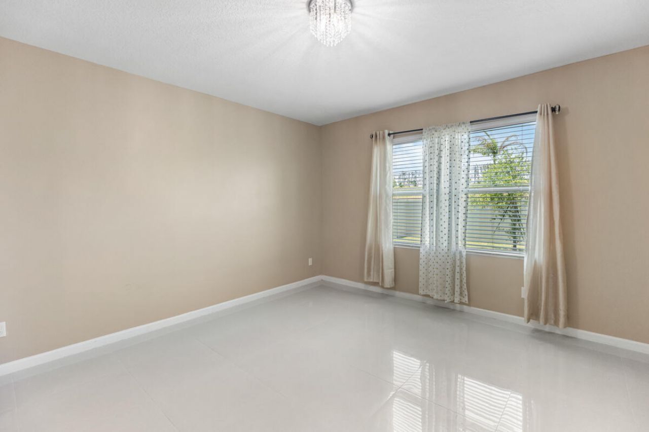 11044 SW Vasari Way, Port Saint Lucie, FL 34987 Photo