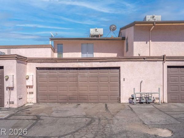 1722 E University Avenue, Unit 7, Las Vegas, NV 89119