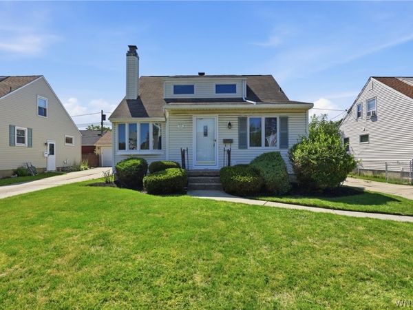 279 Westfall Drive , Tonawanda, NY 14150