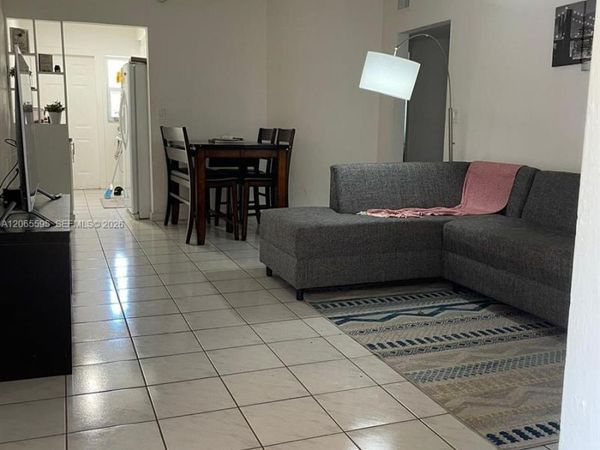 3551 SW 11th St , Unit 7B, Miami, FL 33135