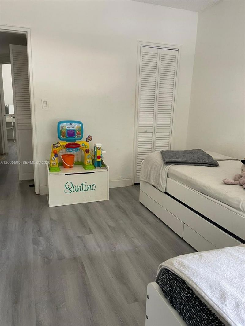 3551 SW 11th St , Unit 7B, Miami, FL 33135 Photo