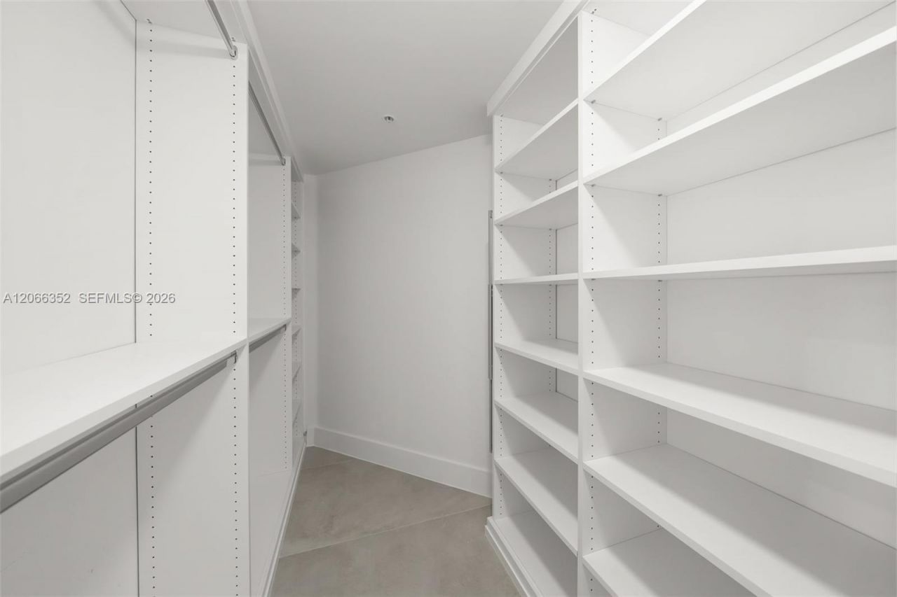6301 Collins Ave , Unit 2307, Miami Beach, FL 33141 Photo