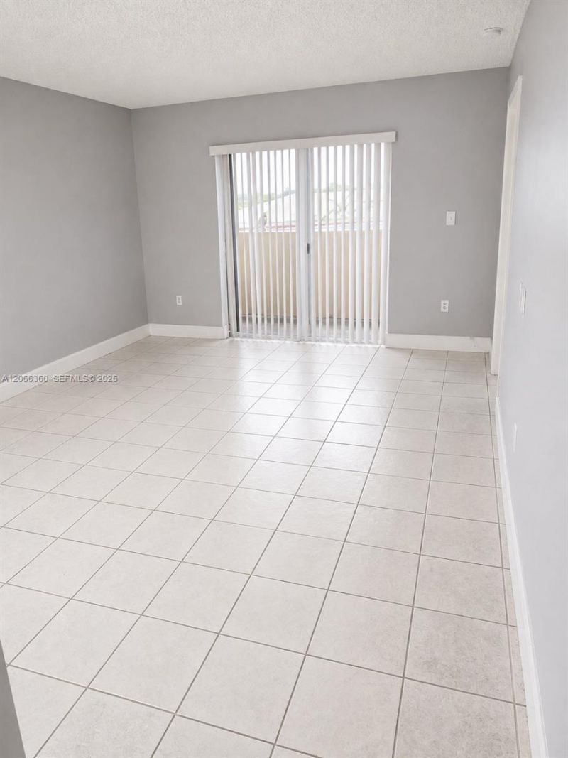 14951 SW 82nd Ln, Unit 17-502, Miami, FL 33193 Photo