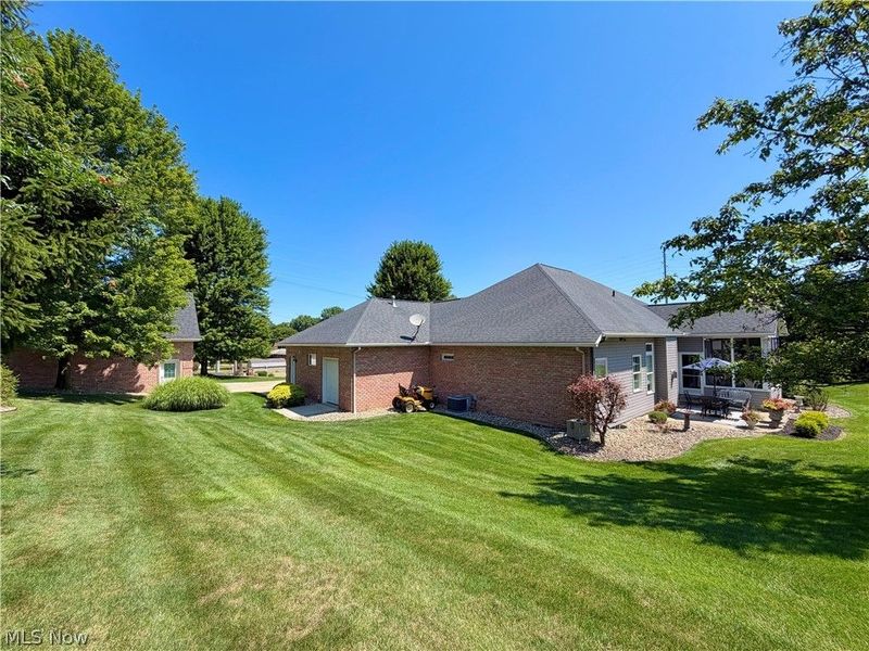 5044 Sunset Boulevard Road NW, Strasburg, OH 44680 Photo 7
