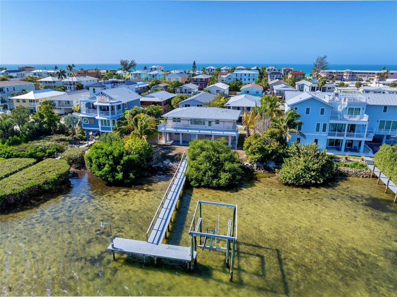 2512 Avenue A, Bradenton Beach, FL 34217 Photo