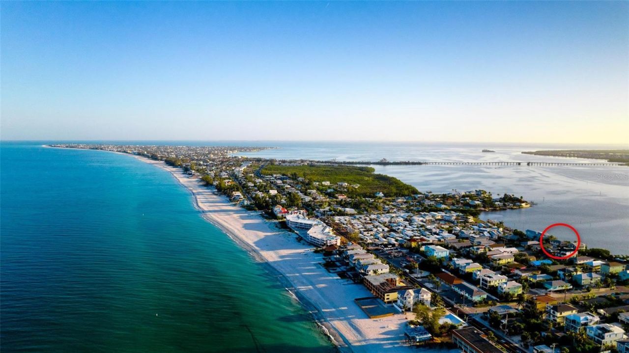 2512 Avenue A, Bradenton Beach, FL 34217 Photo
