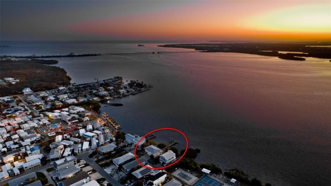 2512 Avenue A, Bradenton Beach, FL 34217 Photo