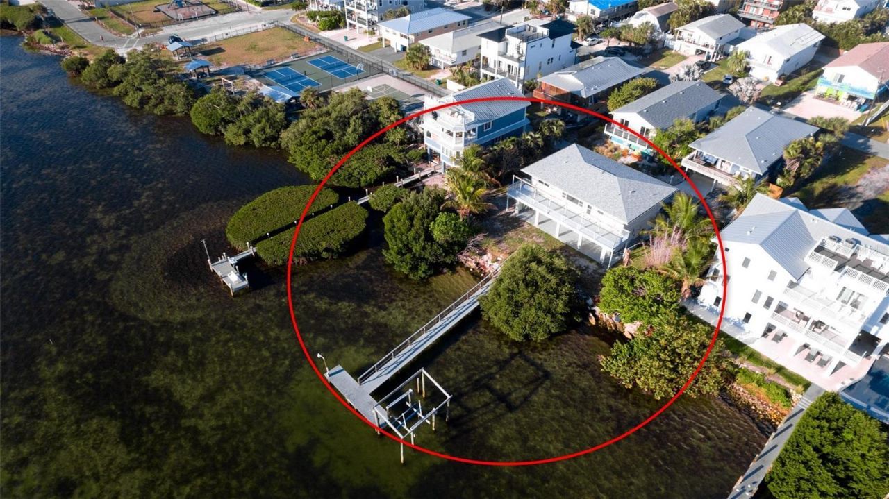 2512 Avenue A, Bradenton Beach, FL 34217 Photo