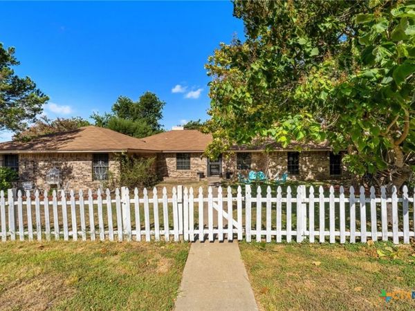 1106 Nola Ruth Boulevard, Harker Heights, TX 76548