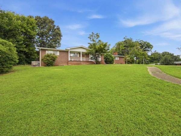 6549 Lakeshore Parkway, Chattanooga, TN 37416