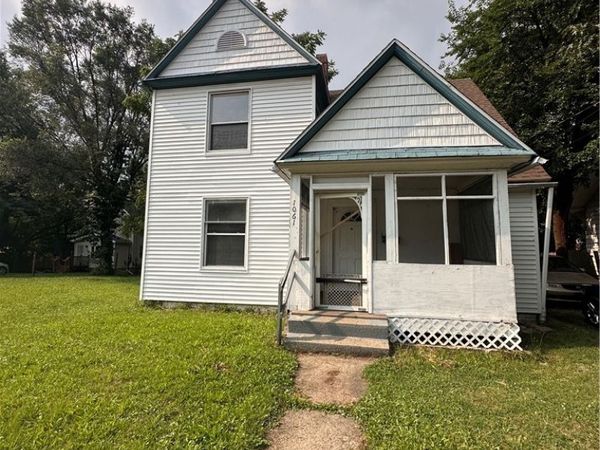 1061 Ackley Street , Akron, OH 44306