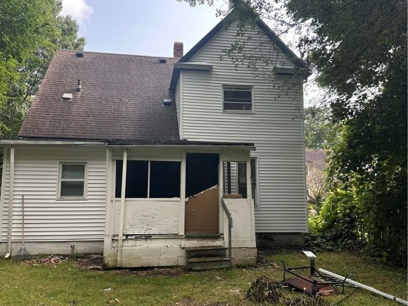 1061 Ackley Street, Akron, OH 44306 Photo 6
