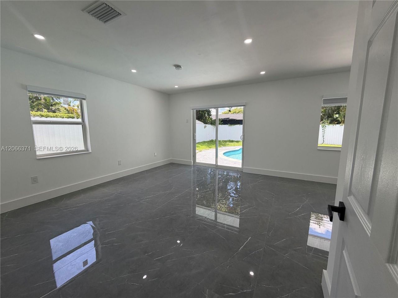 9934 SW 195th St, Cutler Bay, FL 33157 Photo