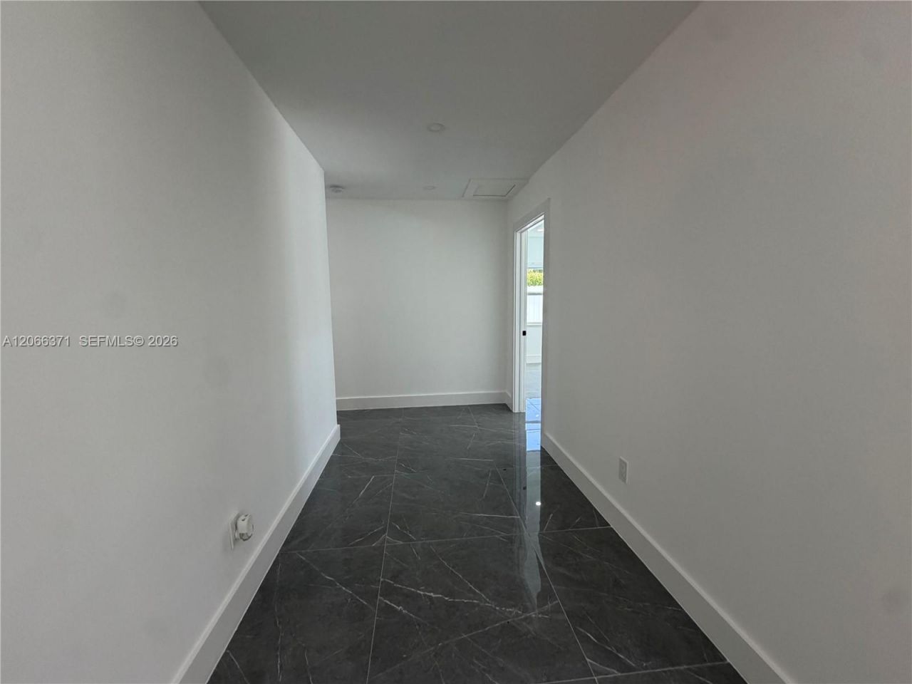 9934 SW 195th St, Cutler Bay, FL 33157 Photo