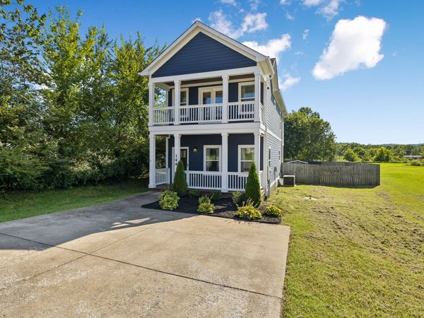144 N Vine St , Ashland City, TN 37015