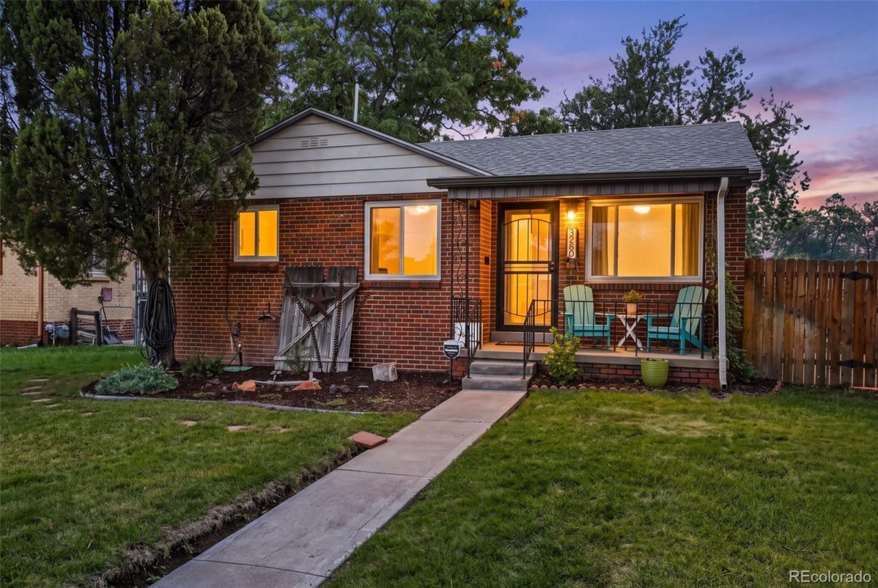 3280 Niagara Street, Denver, CO 80207 Main Photo