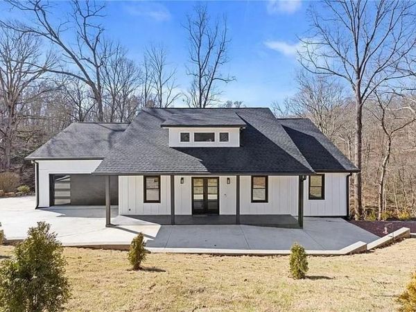 4732 Walnut Bend Drive , Gainesville, GA 30507