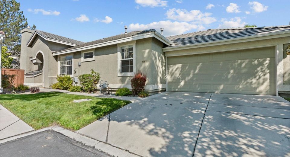 9745 Ripple Way, Reno, NV 89521 Photo