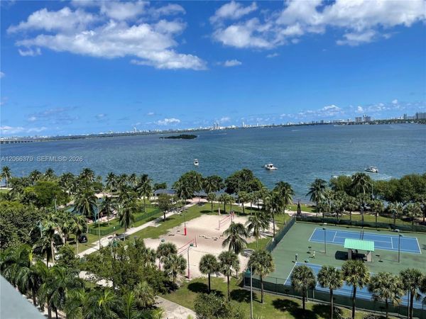 1750 N Bayshore Dr, Miami, FL 33132