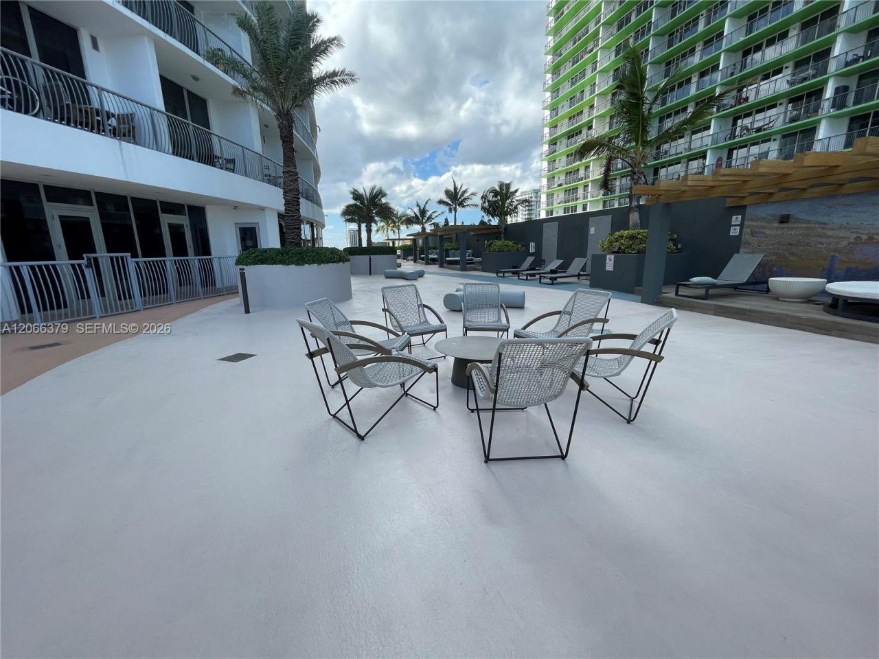 1750 N Bayshore Dr #2810, Miami, FL 33132 Photo