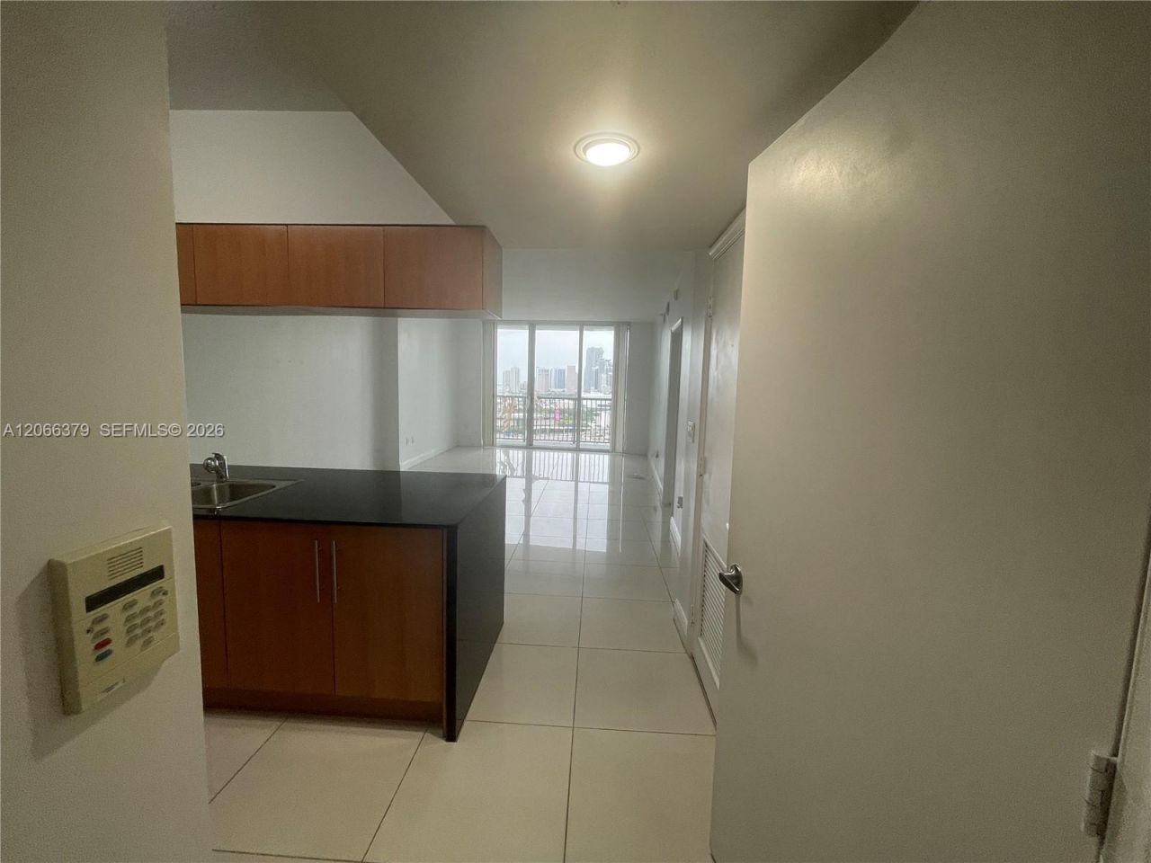 1750 N Bayshore Dr #2810, Miami, FL 33132 Photo