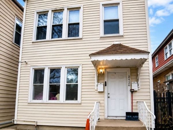 2426 N Lotus Avenue , Chicago, IL 60639