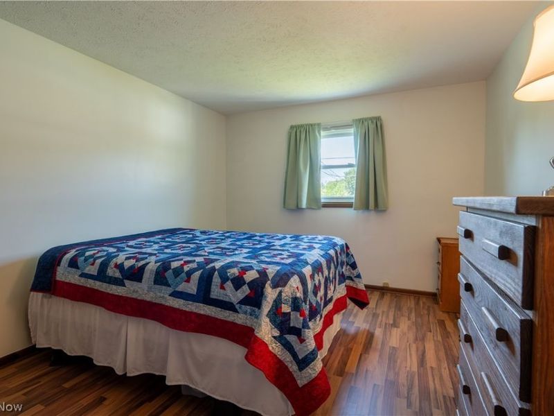546 Fieldstone Drive, Amherst, OH 44001 Photo 20