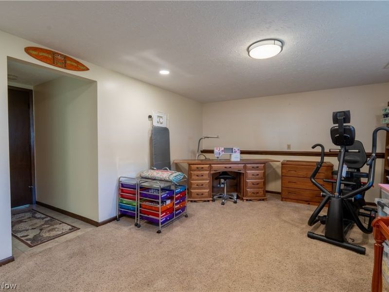 546 Fieldstone Drive, Amherst, OH 44001 Photo 28