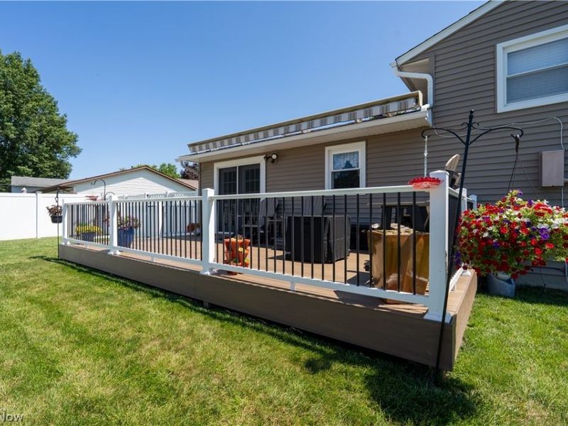 546 Fieldstone Drive, Amherst, OH 44001 Photo 36
