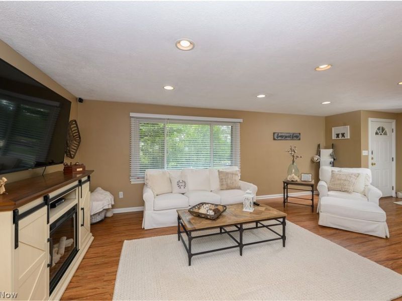 6203 Melody Road NE, Canton, OH 44721 Photo 13