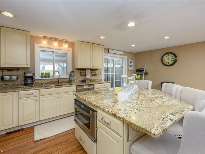 6203 Melody Road NE, Canton, OH 44721 Photo 16