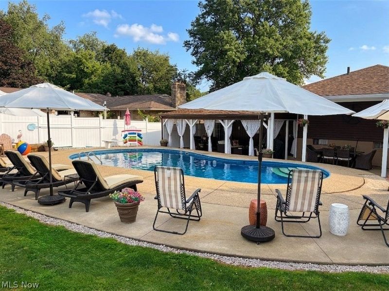 6203 Melody Road NE, Canton, OH 44721 Photo 27