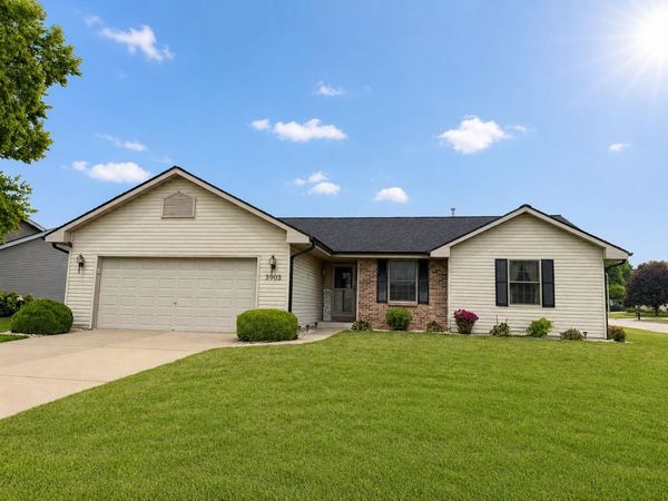3903 Sandhill Drive, Janesville, WI 53546