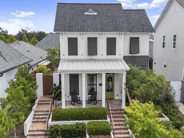 2230 Belfleur St, Baton Rouge, LA 70808