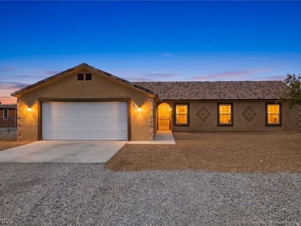 200 W Eton Street, Pahrump, NV 89048