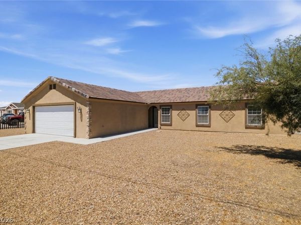 200 W Eton Street, Pahrump, NV 89048