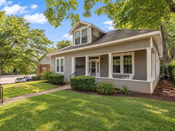 434 Chestnut St, Florence, AL 35630