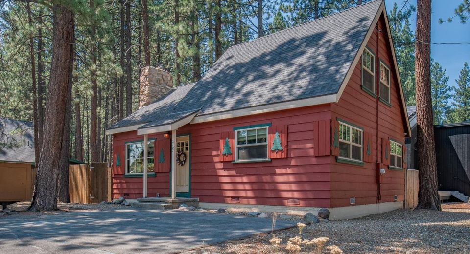2707 Knox Avenue, South Lake Tahoe, CA 96150 Photo