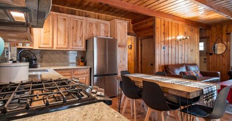 2707 Knox Avenue, South Lake Tahoe, CA 96150 Photo