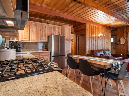 2707 Knox Avenue, South Lake Tahoe, CA 96150 Photo