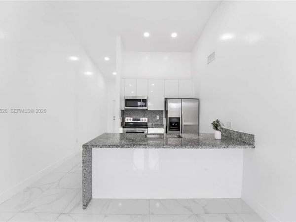 6742 NW 188th Ter , Unit 6742, Hialeah, FL 33015