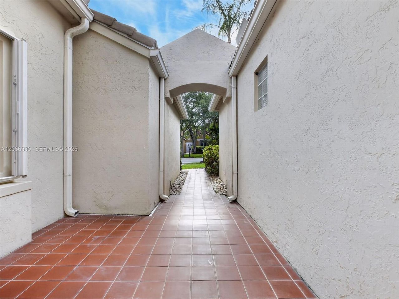 1520 Seabay Rd, Weston, FL 33326 Photo