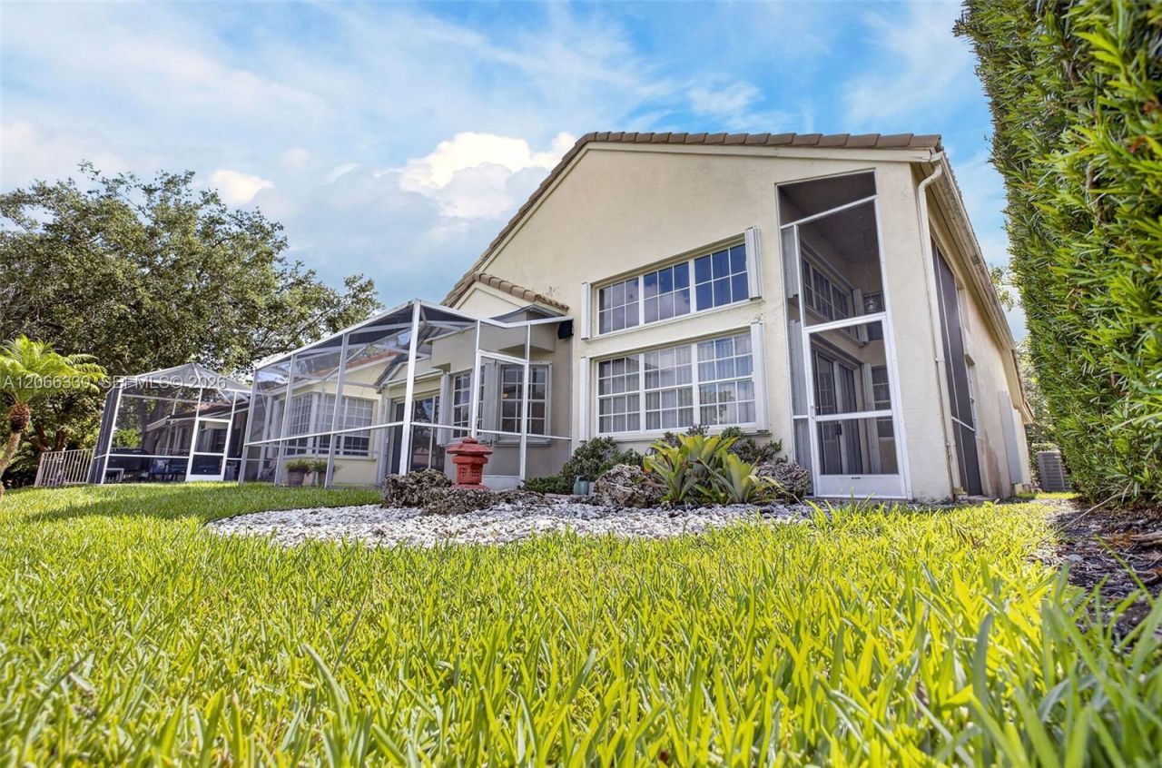 1520 Seabay Rd, Weston, FL 33326 Photo