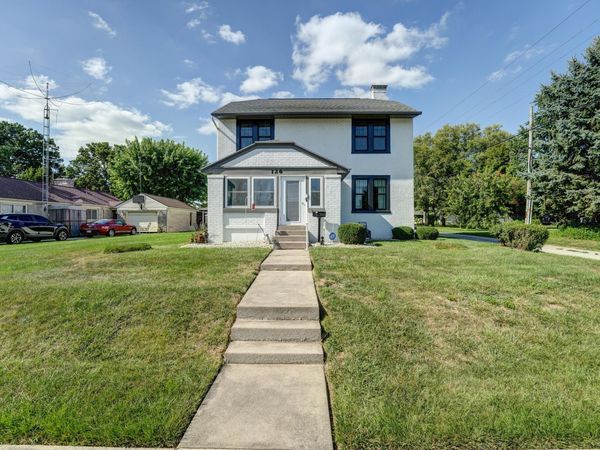 126 Oakwood Street, Greenville, OH 45331
