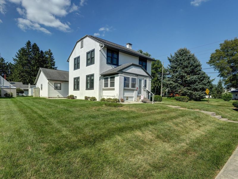 126 Oakwood Street, Greenville, OH 45331 Photo 2