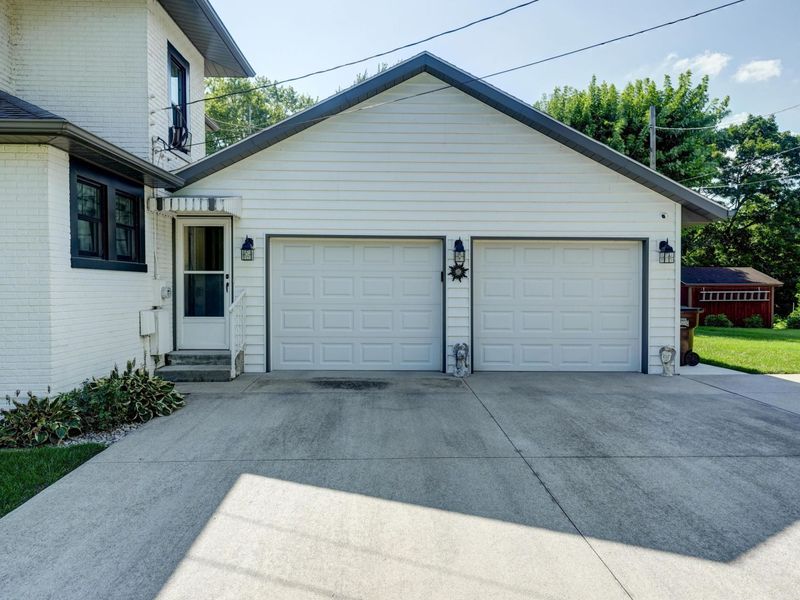 126 Oakwood Street, Greenville, OH 45331 Photo 4