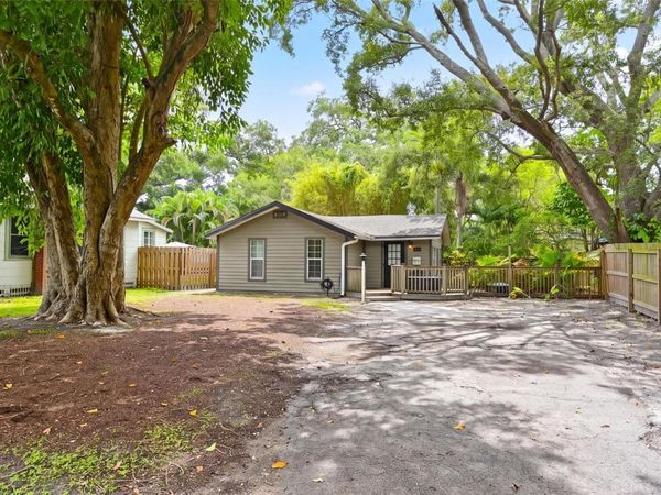 2212 11TH AVENUE W, BRADENTON, FL 34205