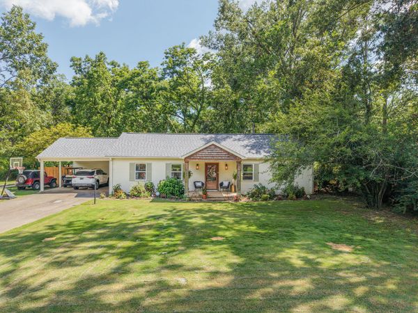 1702 Magnolia Road, Corinth, MS 38834