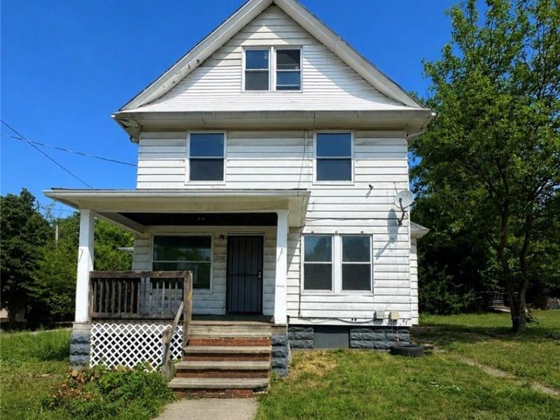 7201 Claasen Avenue, Cleveland, OH 44105 Photo 2