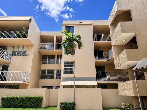 10801 SW 109th Ct , Unit D103, Miami, FL 33176